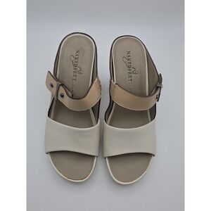 Naked Feet Tyngg Two-Tone Cream Tan Peep Toe Mule Heel Size 6.5
